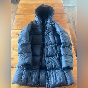 Eddie Bauer Black down coat sz small